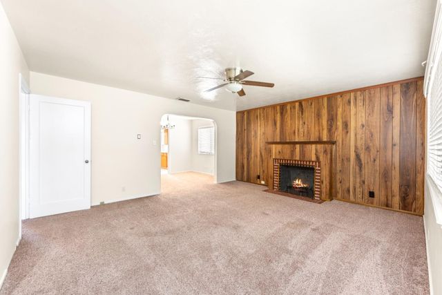 5979 Vista Ave, Sacramento, CA 95824