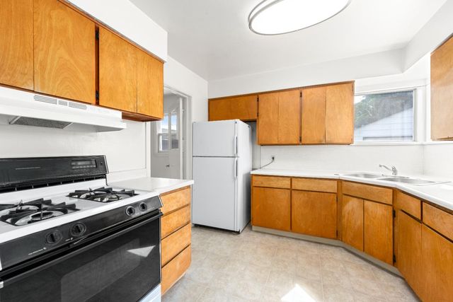 5979 Vista Ave, Sacramento, CA 95824