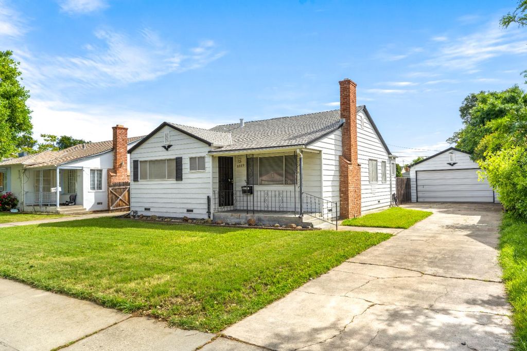 5979 Vista Ave, Sacramento, CA 95824