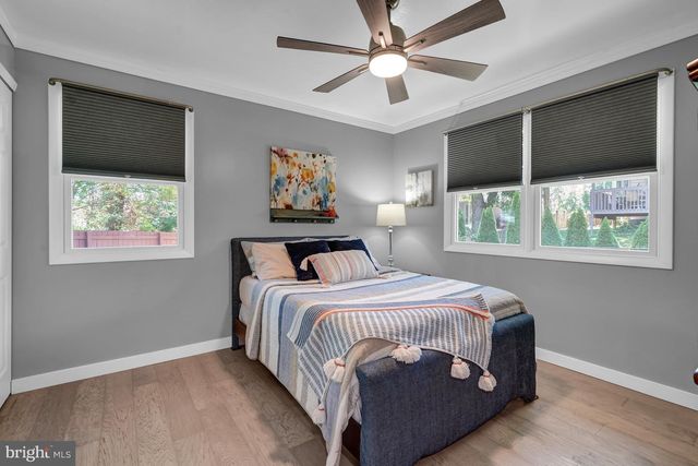 5813 ASHFIELD RD, Alexandria, VA 22315