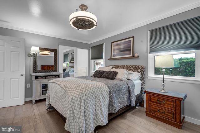 5813 ASHFIELD RD, Alexandria, VA 22315