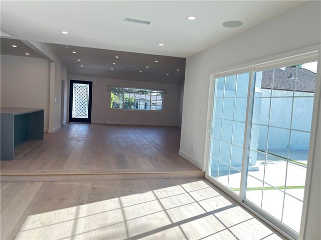 18371 Lahey, Porter Ranch, CA 91326