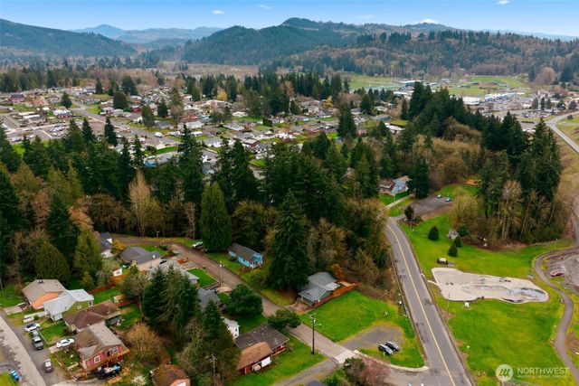 1302 Bloyd Street, Kelso, WA 98626