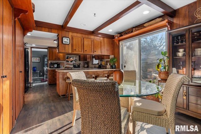 9 PINE TREE Drive, Springfield, IL 62704