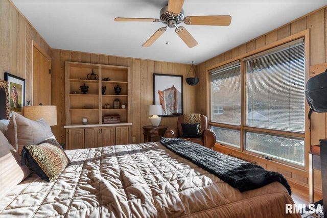 9 PINE TREE Drive, Springfield, IL 62704