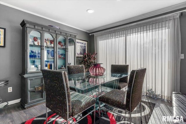 9 PINE TREE Drive, Springfield, IL 62704