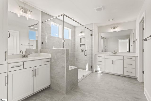 1813 Betsy Ross Drive, Moore, SC 29369