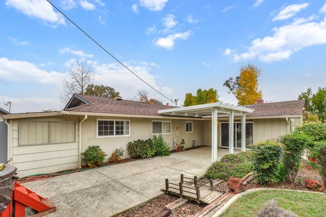 10872 Oakton Way, Rancho Cordova, CA 95670