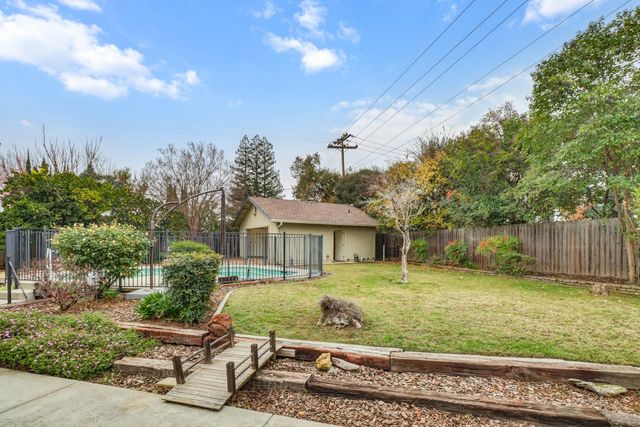 10872 Oakton Way, Rancho Cordova, CA 95670