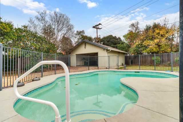 10872 Oakton Way, Rancho Cordova, CA 95670