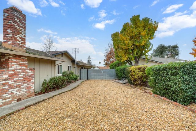 10872 Oakton Way, Rancho Cordova, CA 95670