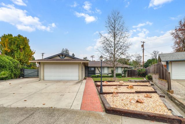 10872 Oakton Way, Rancho Cordova, CA 95670