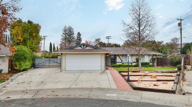 10872 Oakton Way, Rancho Cordova, CA 95670