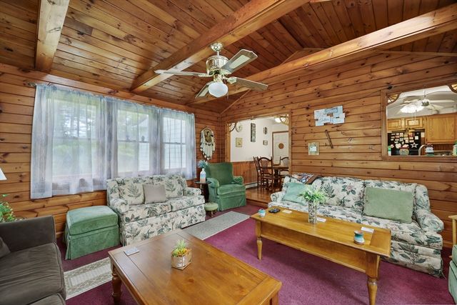 712 Barker Rd, Pittsfield, MA 01201