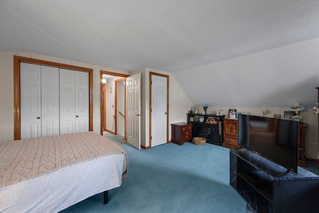 712 Barker Rd, Pittsfield, MA 01201