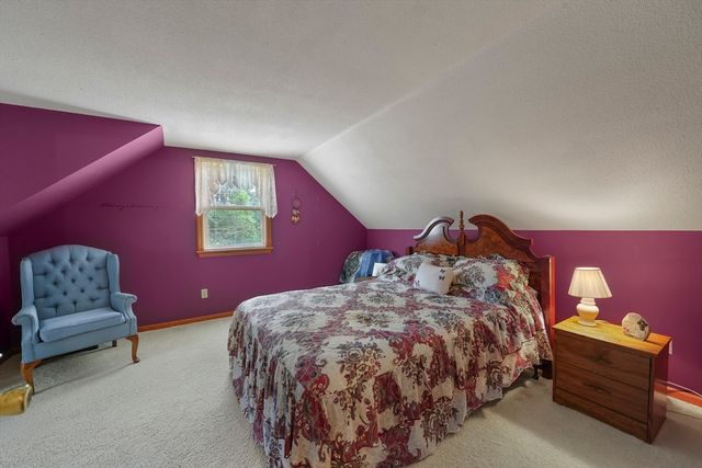 712 Barker Rd, Pittsfield, MA 01201