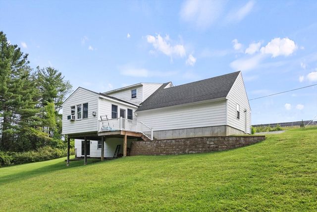 712 Barker Rd, Pittsfield, MA 01201