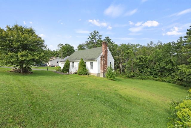 712 Barker Rd, Pittsfield, MA 01201