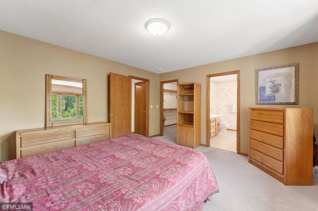 13500 Judicial Road, Burnsville, MN 55337