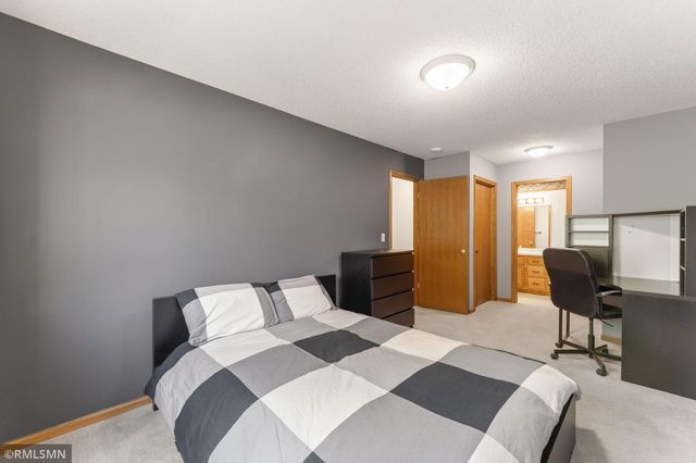 13500 Judicial Road, Burnsville, MN 55337