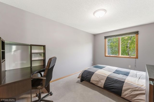 13500 Judicial Road, Burnsville, MN 55337