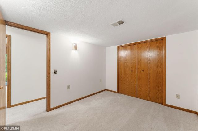 13500 Judicial Road, Burnsville, MN 55337