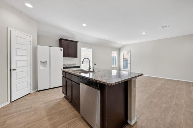 1606 Bear Spring Drive, Richmond, TX 77469