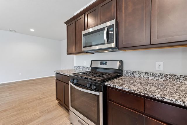 1606 Bear Spring Drive, Richmond, TX 77469