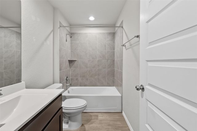 1606 Bear Spring Drive, Richmond, TX 77469