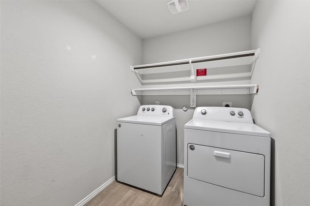 1606 Bear Spring Drive, Richmond, TX 77469