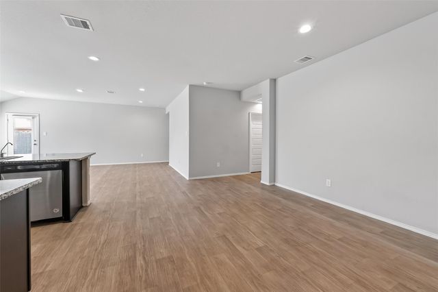 1606 Bear Spring Drive, Richmond, TX 77469