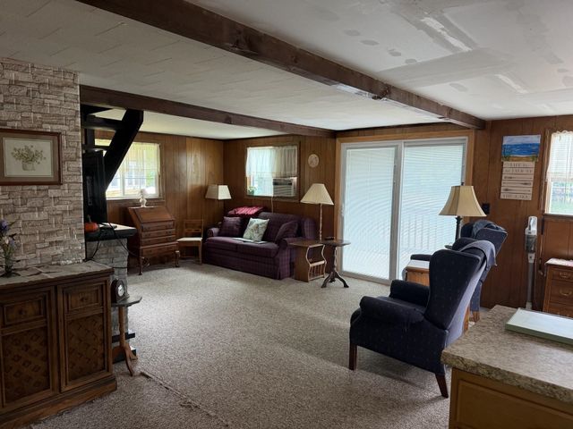 428 Deer Meadow Road, Webster, NH 03303