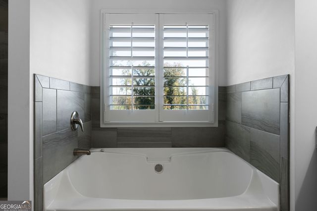 198 Holland Grove Lane, Dallas, GA 30132