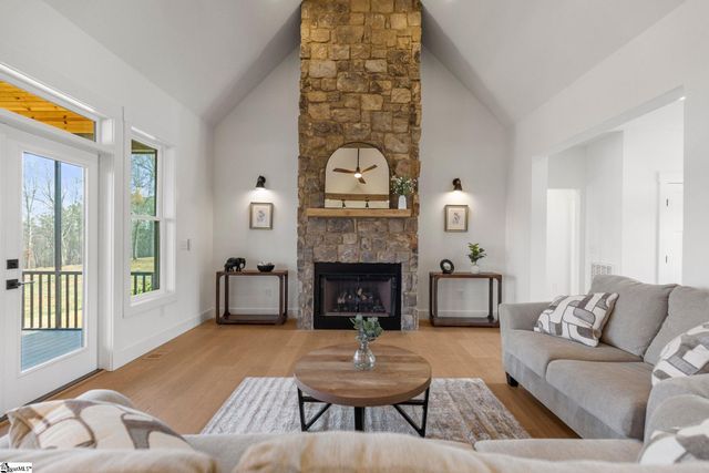 162 Meadow Park Drive, Easley, SC 29640