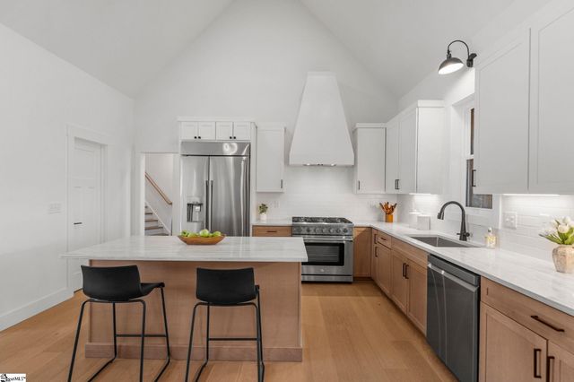 162 Meadow Park Drive, Easley, SC 29640