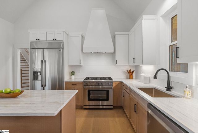 162 Meadow Park Drive, Easley, SC 29640