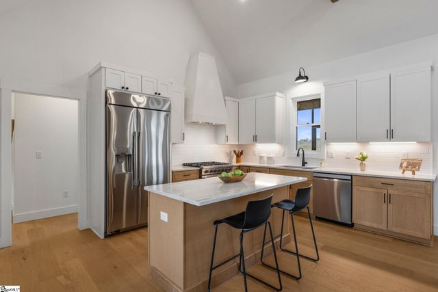 162 Meadow Park Drive, Easley, SC 29640