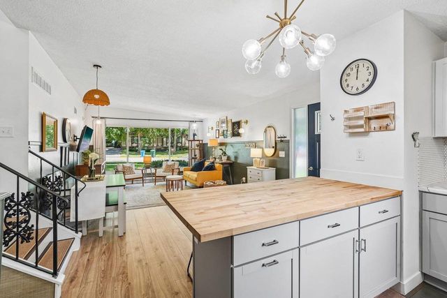 816 11th Street, Baraboo, WI 53913