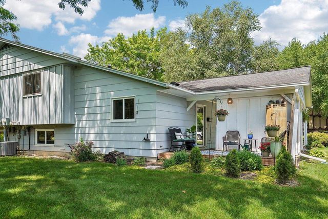 816 11th Street, Baraboo, WI 53913