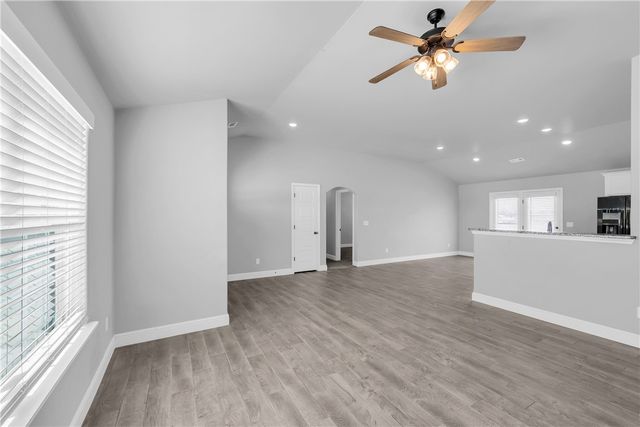 3905 E Wax Wing Drive, Siloam Springs, AR 72761