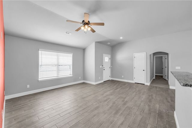 3905 E Wax Wing Drive, Siloam Springs, AR 72761