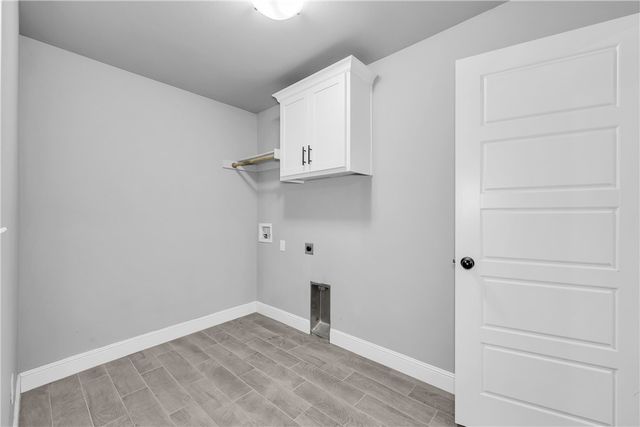 3905 E Wax Wing Drive, Siloam Springs, AR 72761