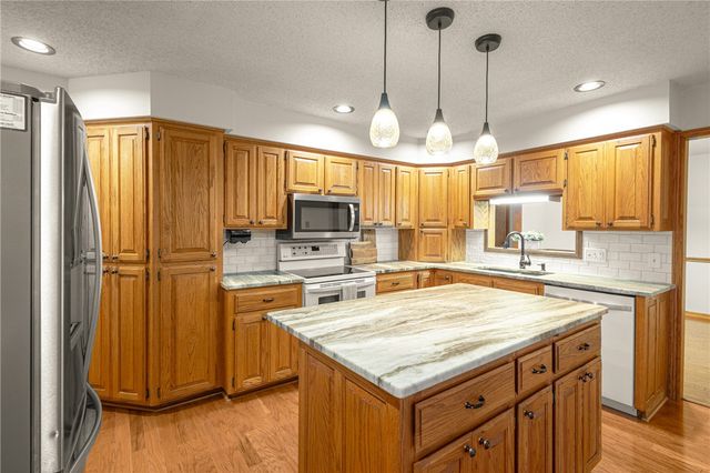 3 Islay Circle, Bella Vista, AR 72715