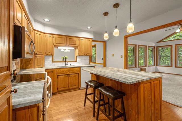 3 Islay Circle, Bella Vista, AR 72715