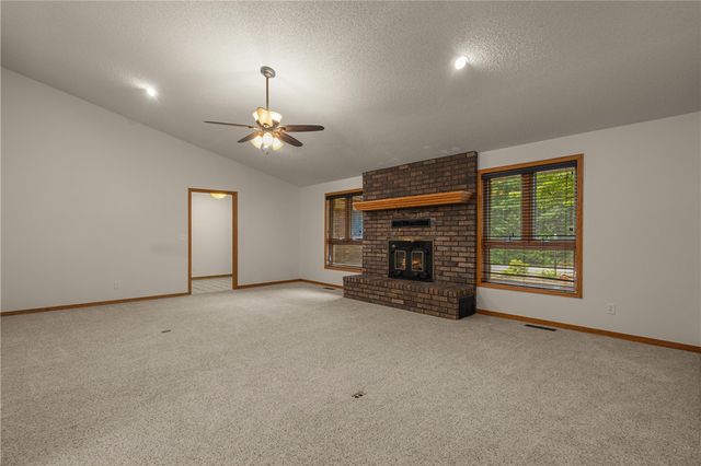 3 Islay Circle, Bella Vista, AR 72715
