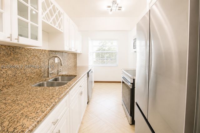 3120 N Pine Island Rd 403, Sunrise, FL 33351