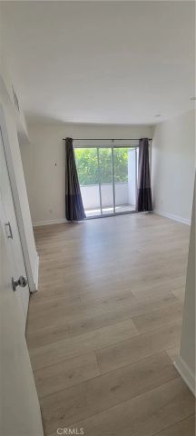 4279 W Sarah Street, Burbank, CA 91505