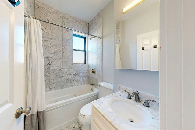 75 Burbank St 501, Boston, MA 02115