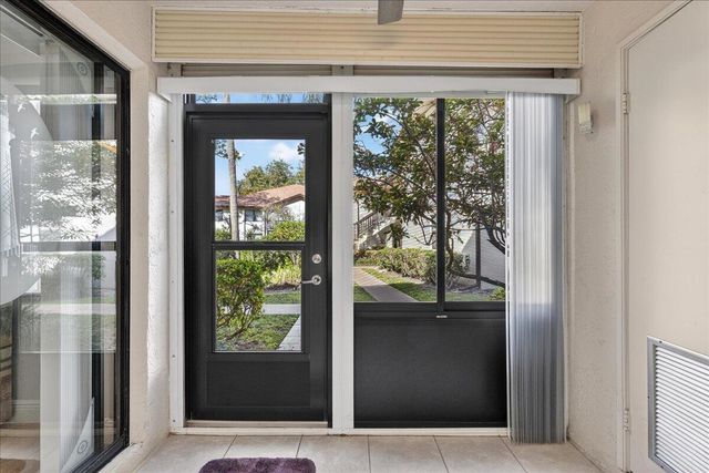 7633 Tahiti Lane 101, Lake Worth, FL 33467