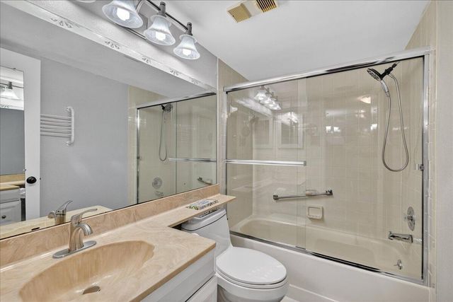 7633 Tahiti Lane 101, Lake Worth, FL 33467